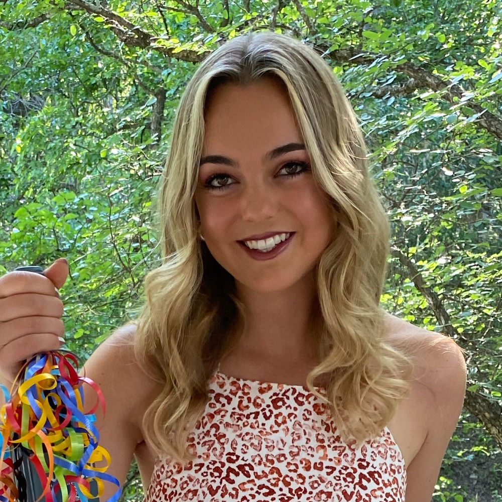 Meet your Posher, Maddi